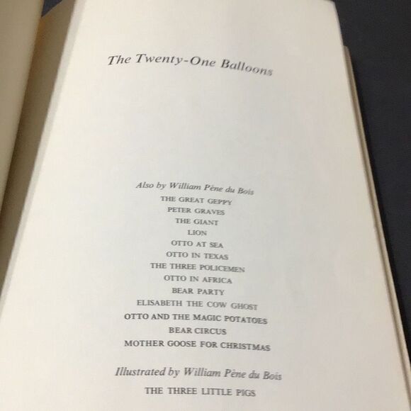 Vintage copy of The Twenty One Balloons cover damage shown - Picture 10 of 12